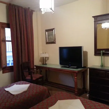 Almona Hotell