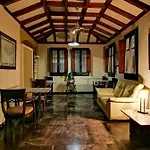 Hotel Almona 2*