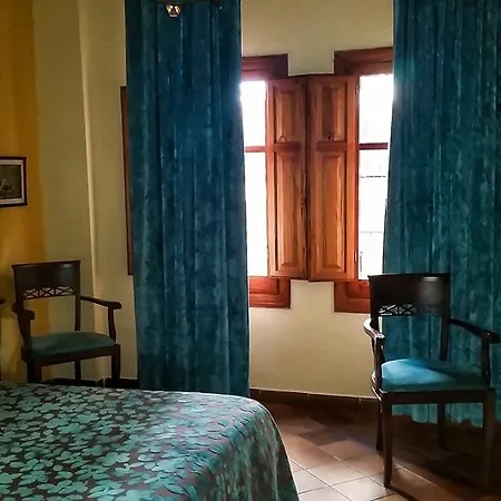 Almona Hotel